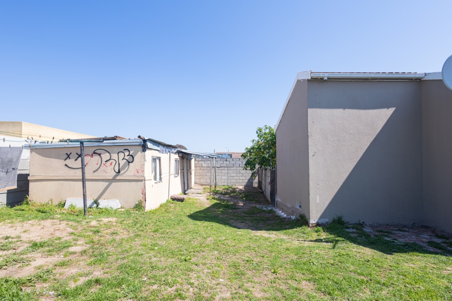 2 Bedroom Property for Sale in Beverly Park Western Cape